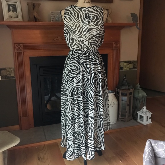 Sans Souci Sleeveless Asymmetrical/High-Low Dress - Picture 3 of 6